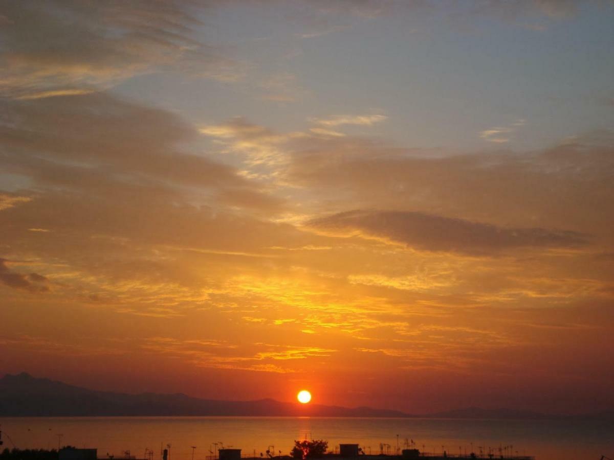 Smile House Near Athens Airport 300M From The Sea Villa Artemida  Bagian luar foto