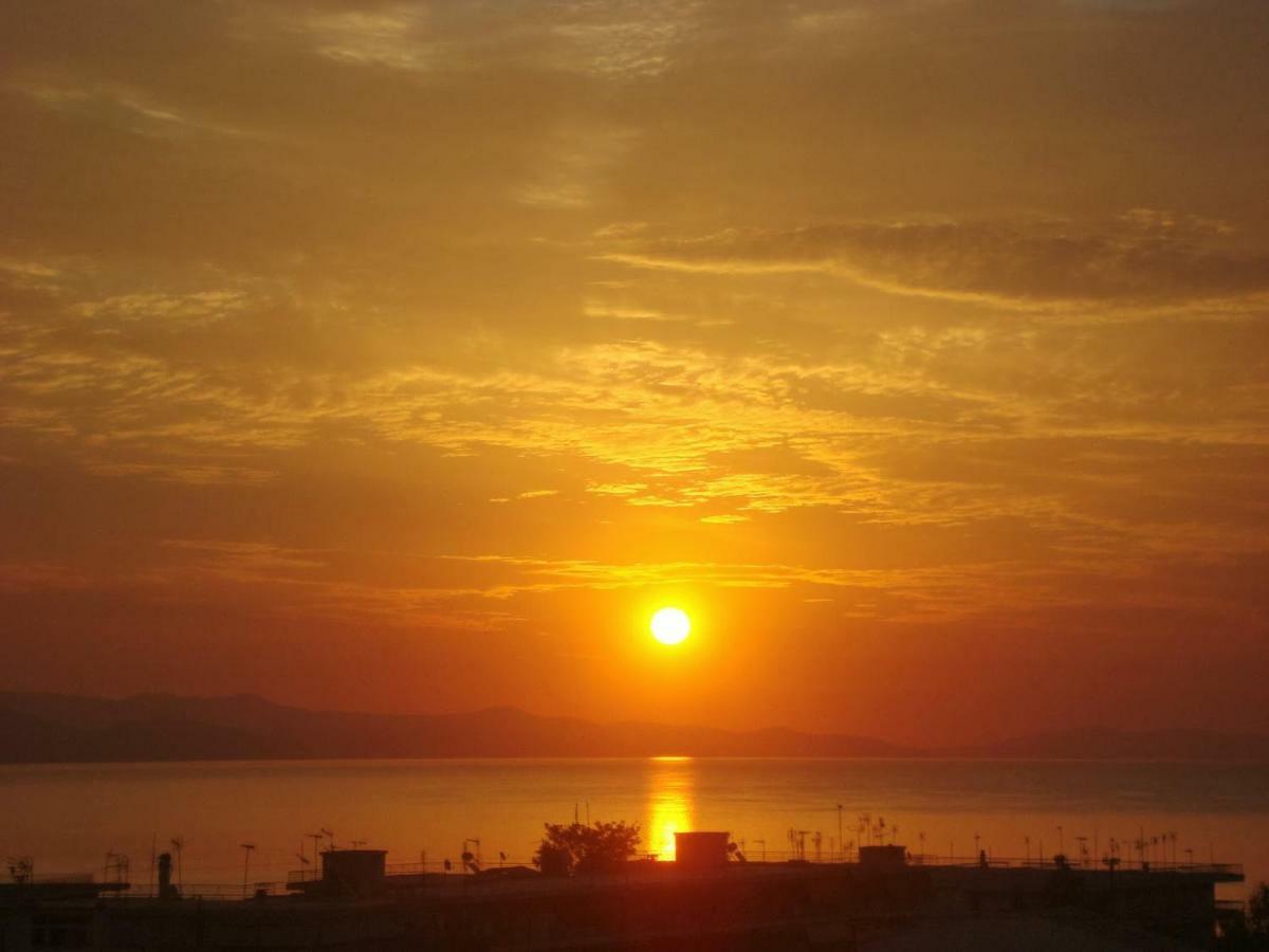 Smile House Near Athens Airport 300M From The Sea Villa Artemida  Bagian luar foto