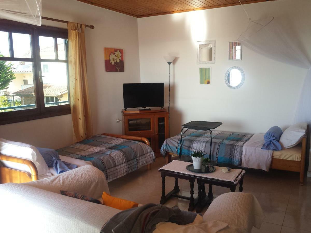 Smile House Near Athens Airport 300M From The Sea Villa Artemida  Bagian luar foto